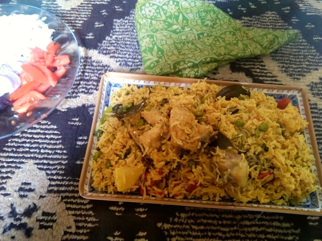 Chicken Vegetable Tehri 