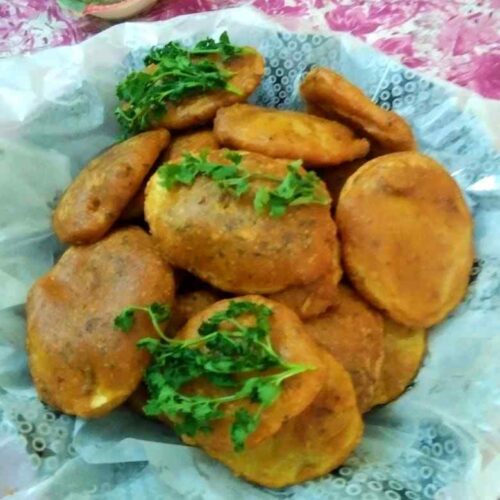 Aloo-Pakora-Potato-Fritters-Aloo-Bhajiya-3