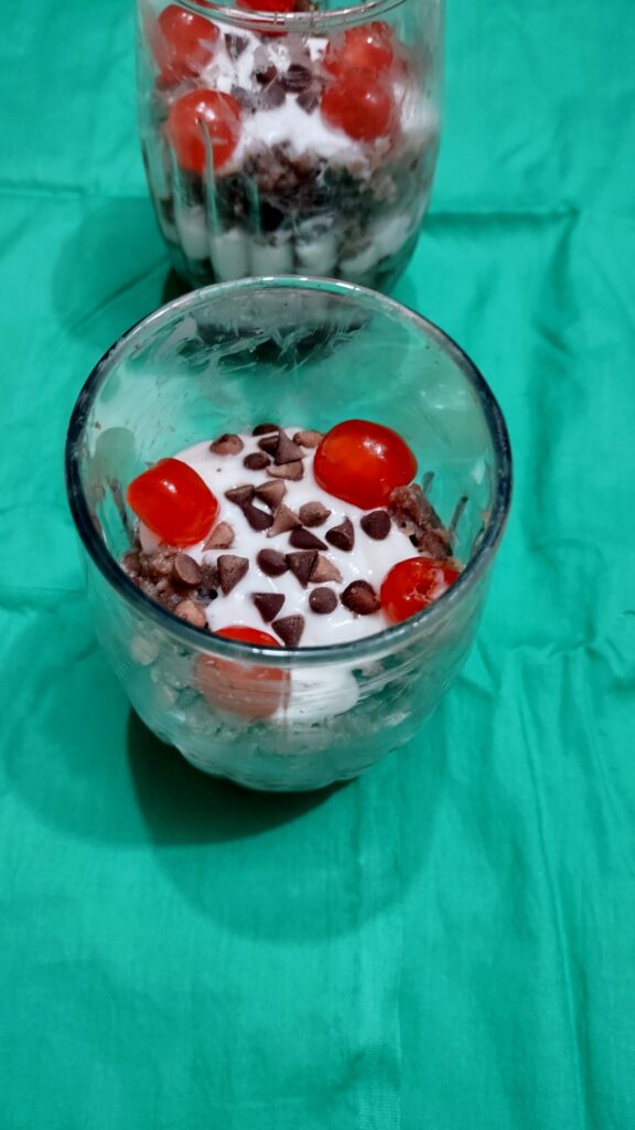 Black Forest Cake Trifle (black forest trifle)